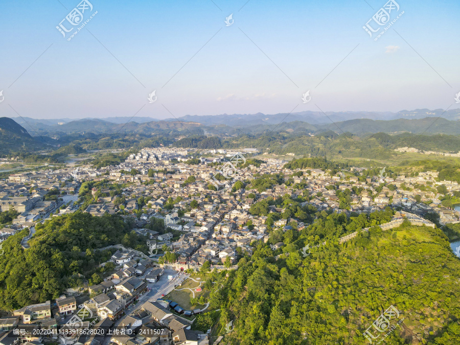 航拍贵州青岩古镇5A景区