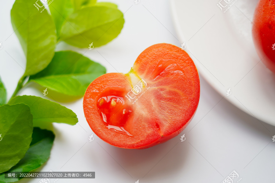 切开西红柿