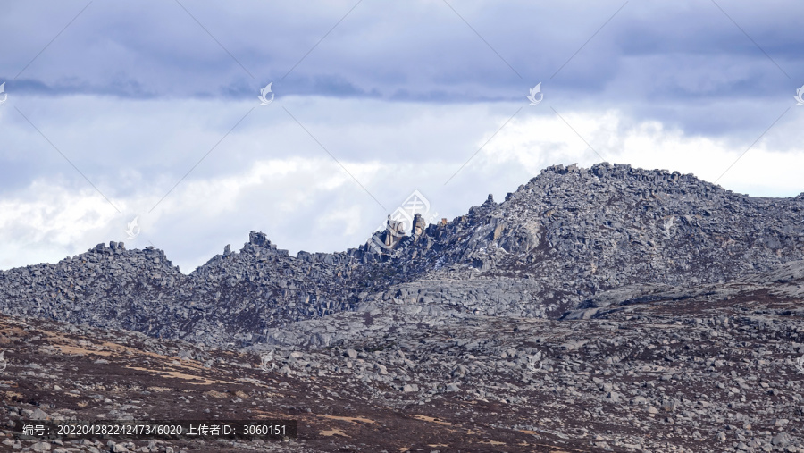 稻城海子山