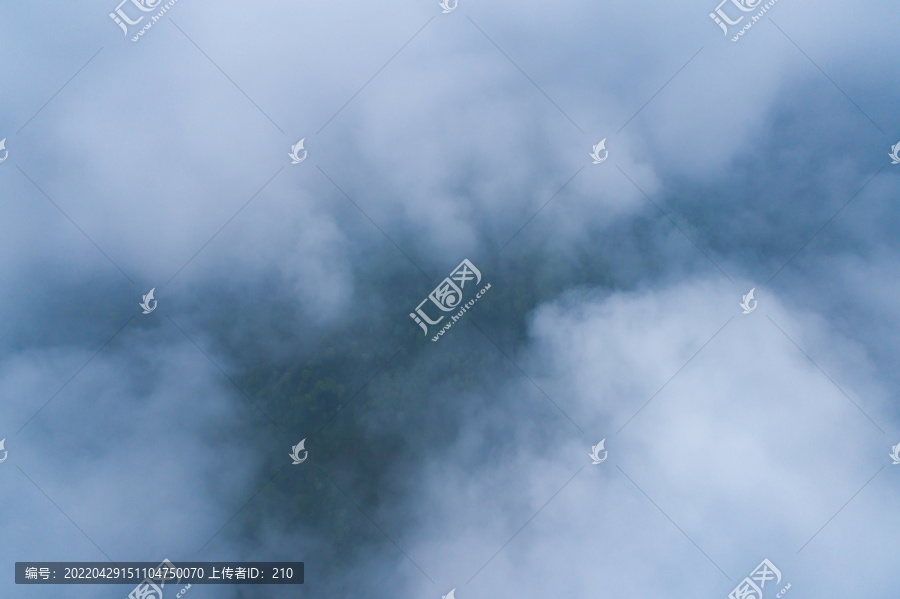 俯瞰云雾