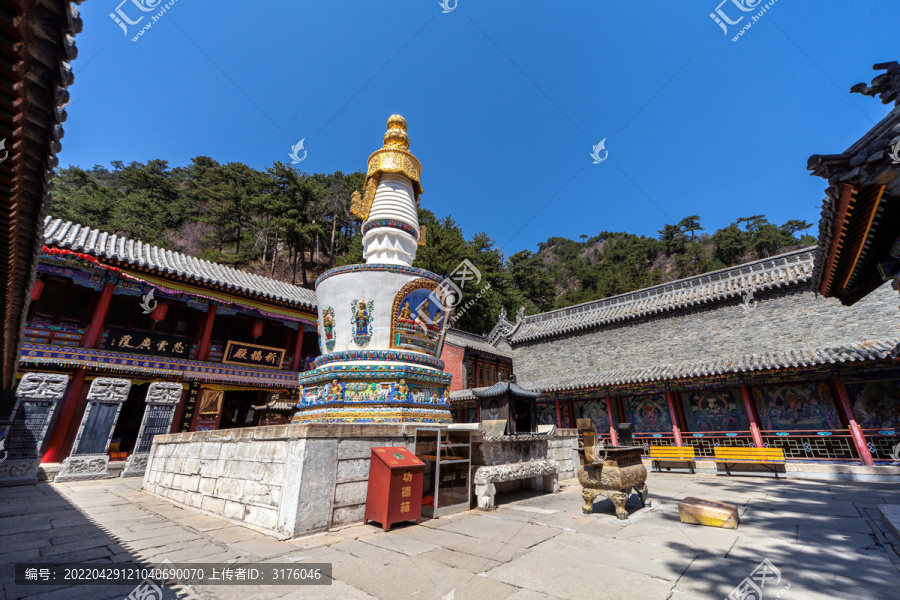 五台山镇海寺寺庙古建佛塔