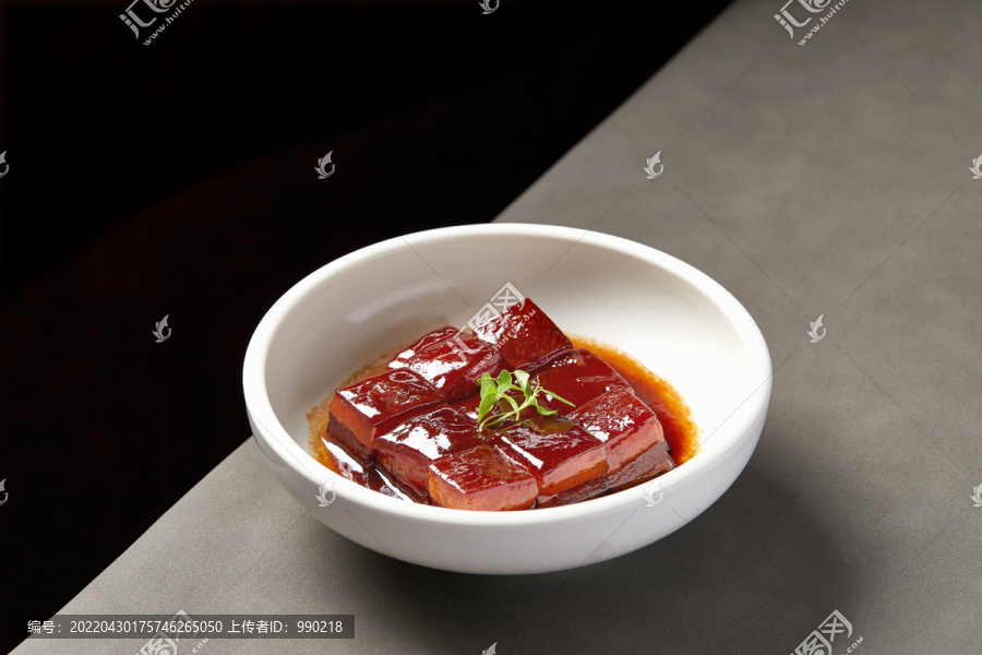 一品红烧肉