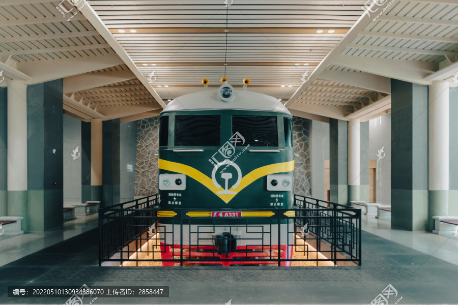 西安站的火车文化展示