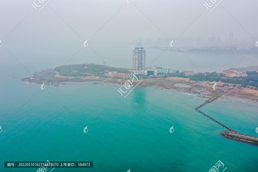 航拍山东青岛太平湾海岬角