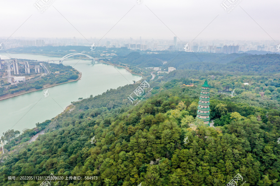 航拍广西南宁青秀山景区龙象塔