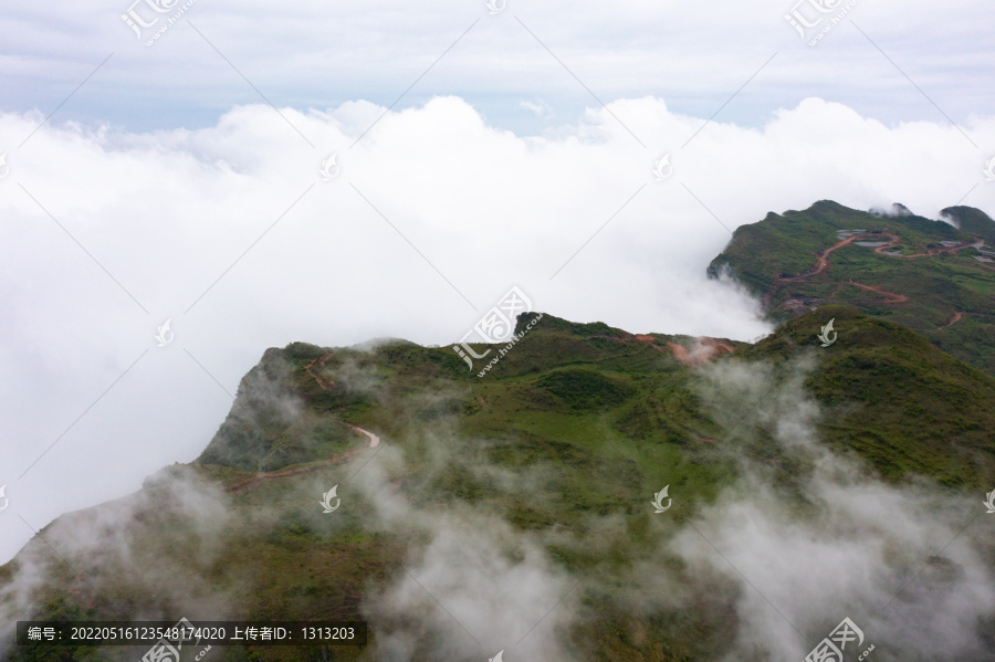 航拍湖南湘西龙山八面山素材