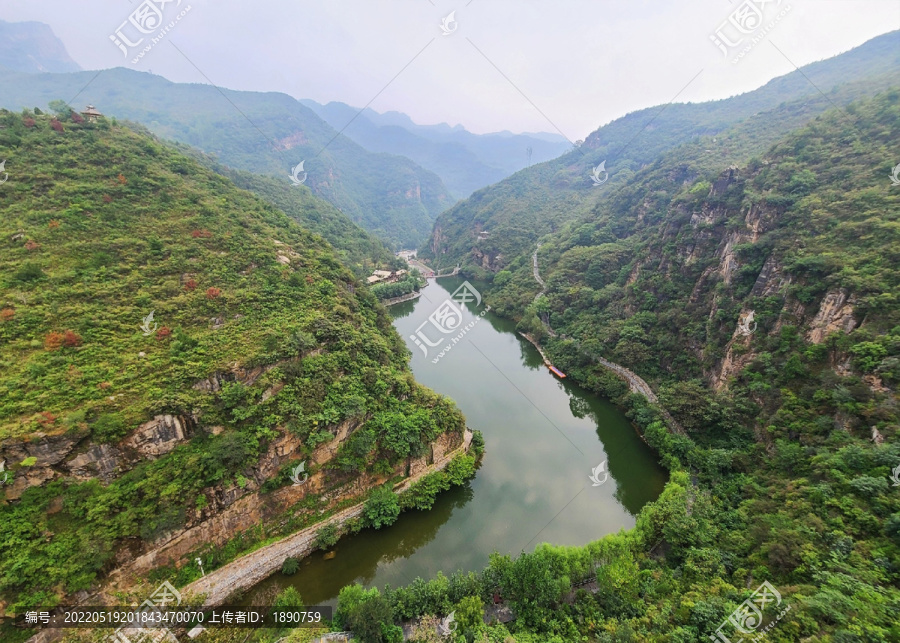 高山峡谷