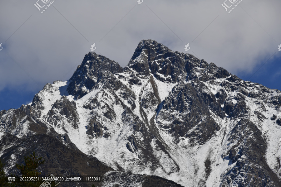 雪山