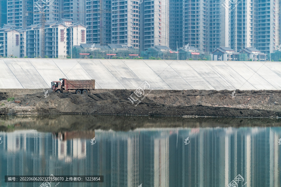 修建河堤