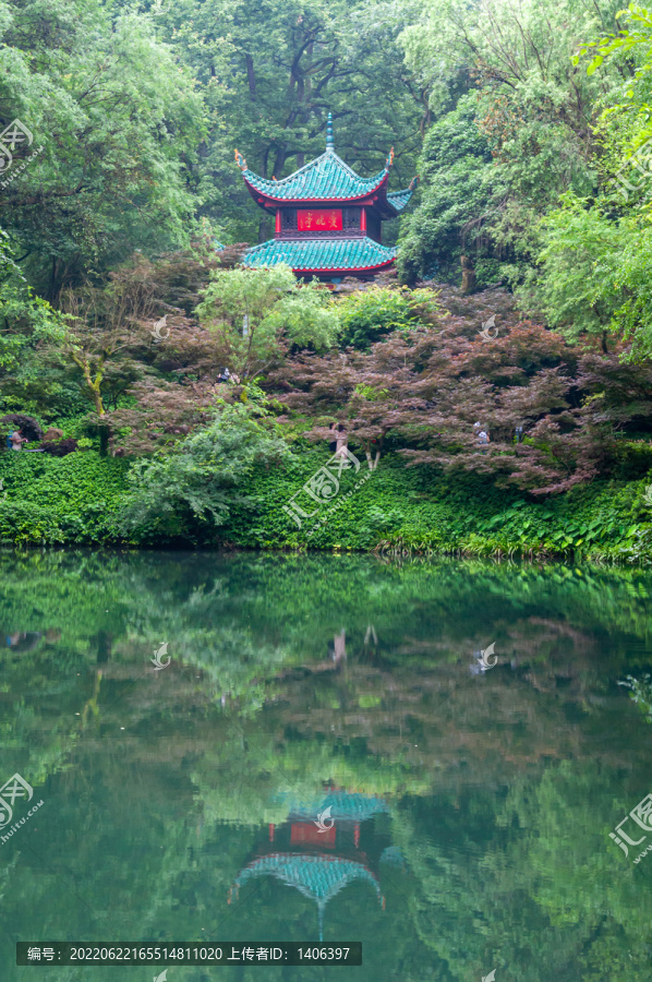 湖南长沙岳麓山景区爱晚亭