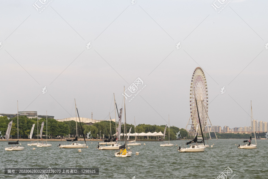 金鸡湖帆船