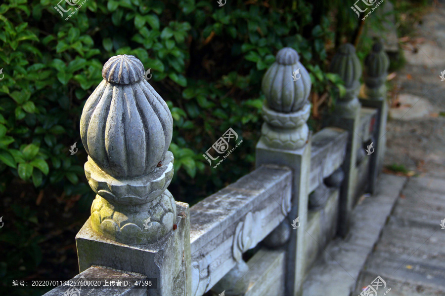 阳朔鑑山寺