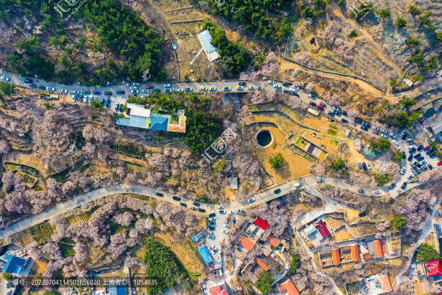 山村车流