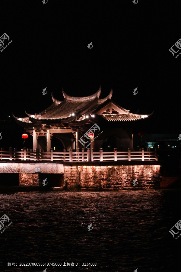 广济桥夜景