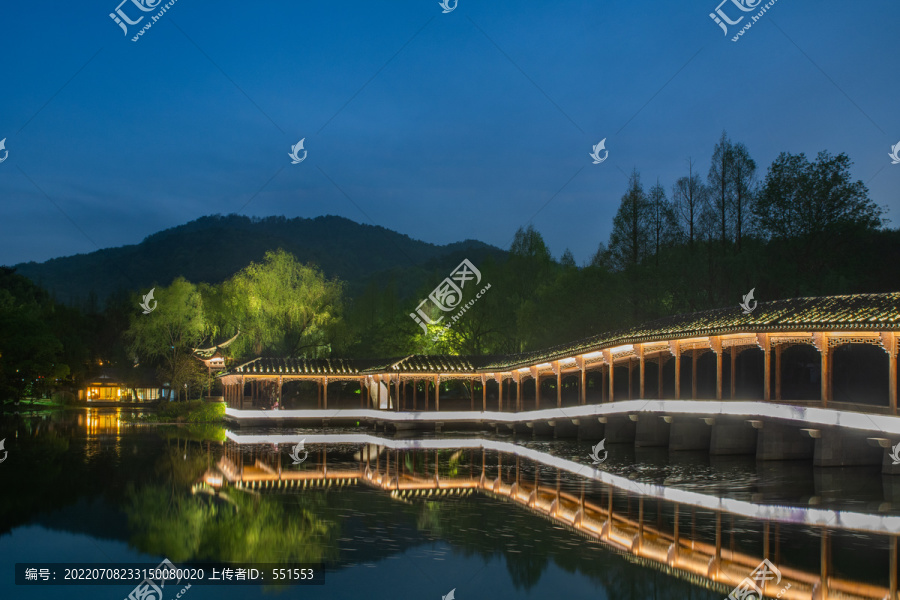 江南园林夜景