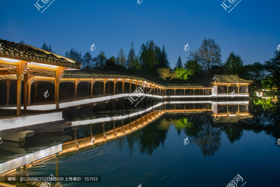 江南园林夜景