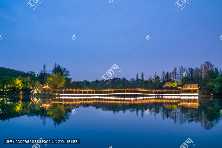 浴鹄湾夜景