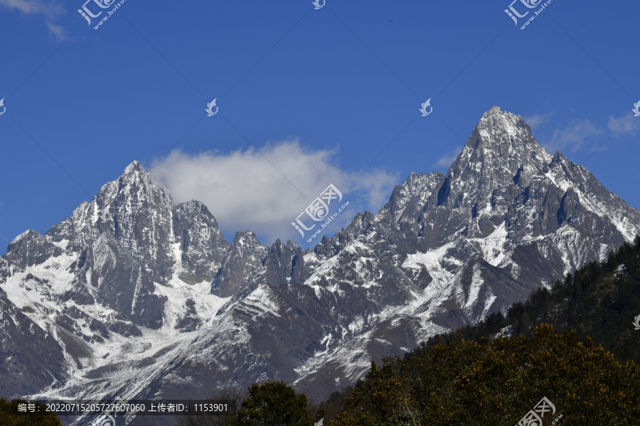 雪山