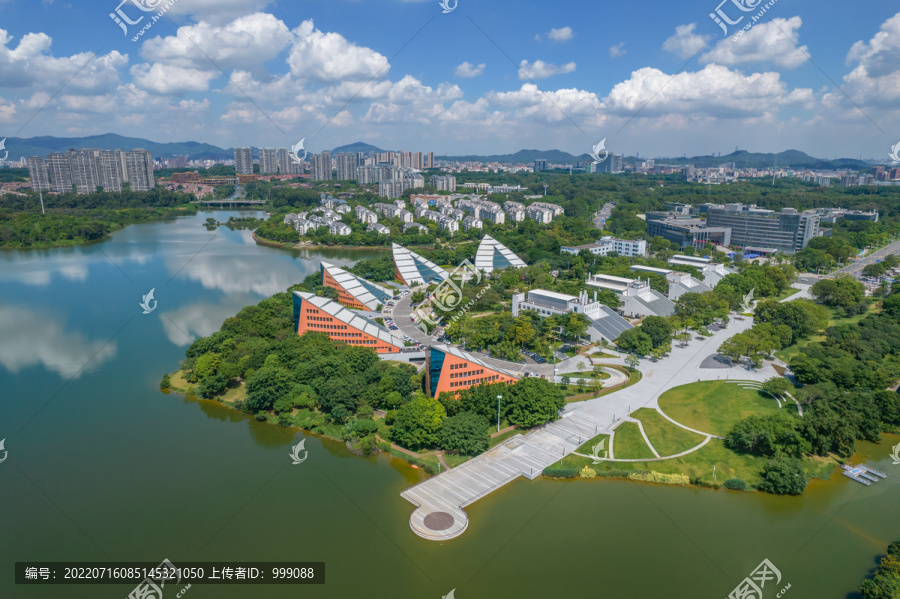 航拍松山湖生态景区