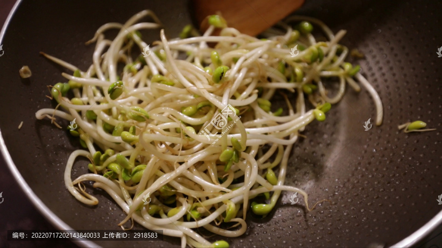 家常炝炒豆芽青豆芽黄豆芽