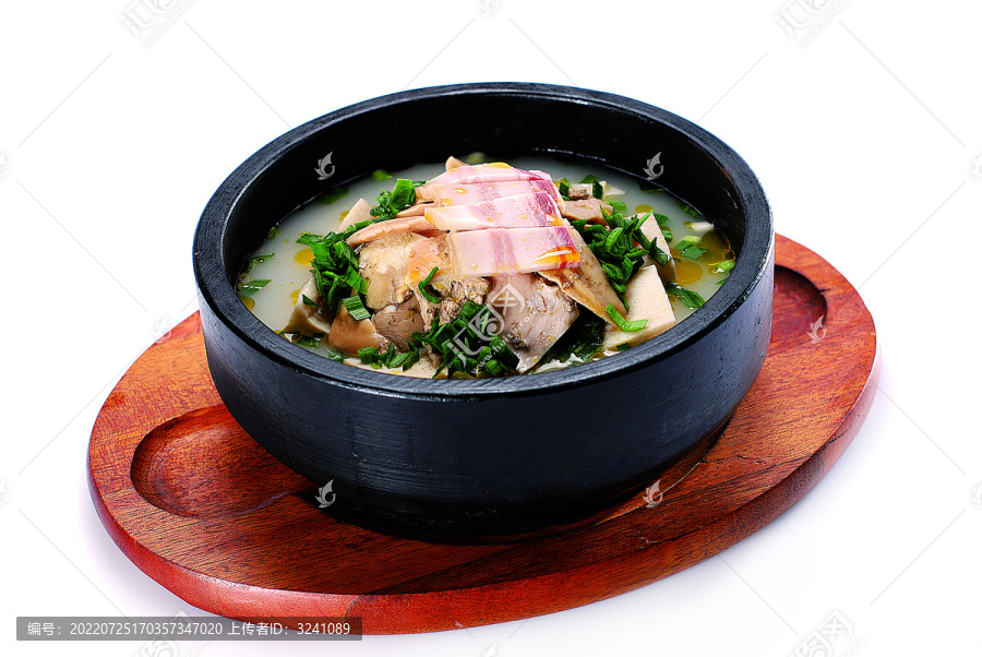 石锅蚌肉老豆腐