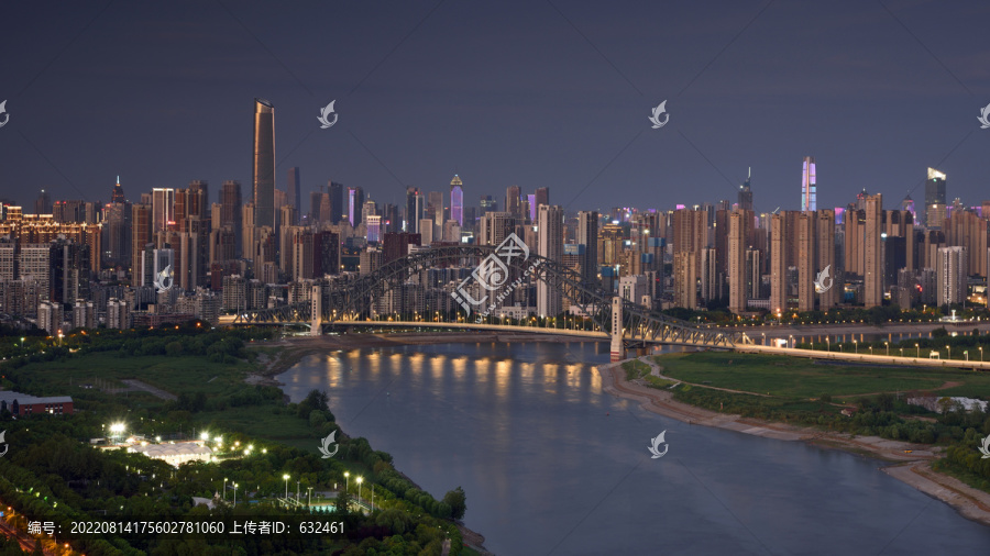 武汉汉江湾桥汉口城市建筑风光