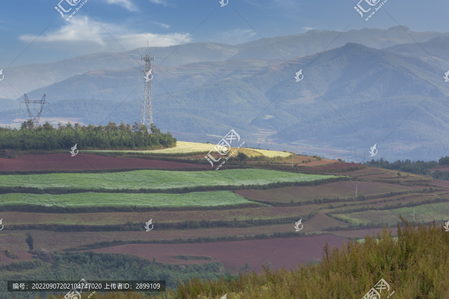 云南东川红土地大地调色板