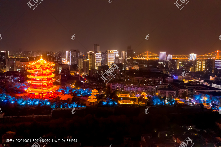 航拍武汉黄鹤楼夜景灯光秀景观