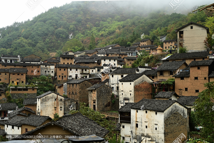 安徽歙县特色山村阳产土楼