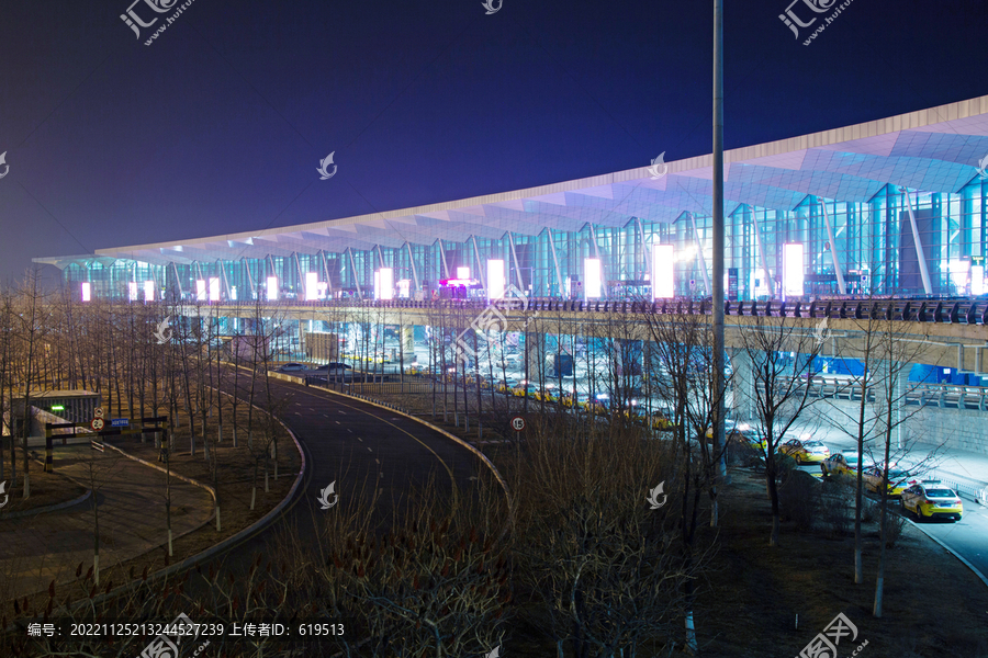 沈阳桃仙机场T3航站楼夜景