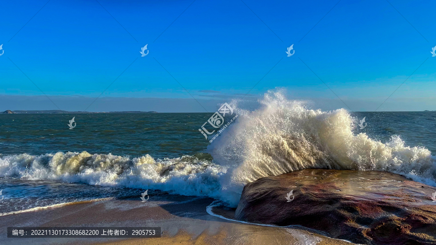 厦门观音山海边浪花