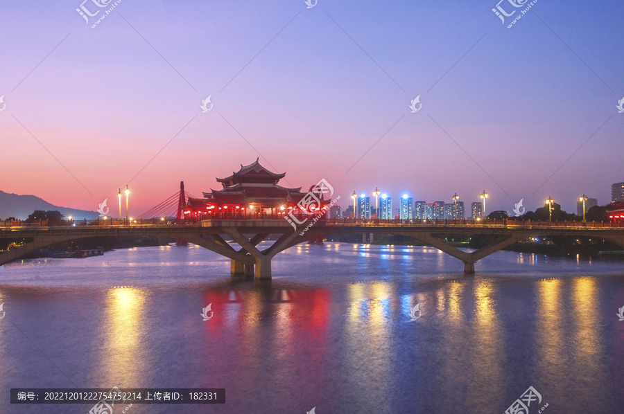 漳州九龙江南山桥夜景