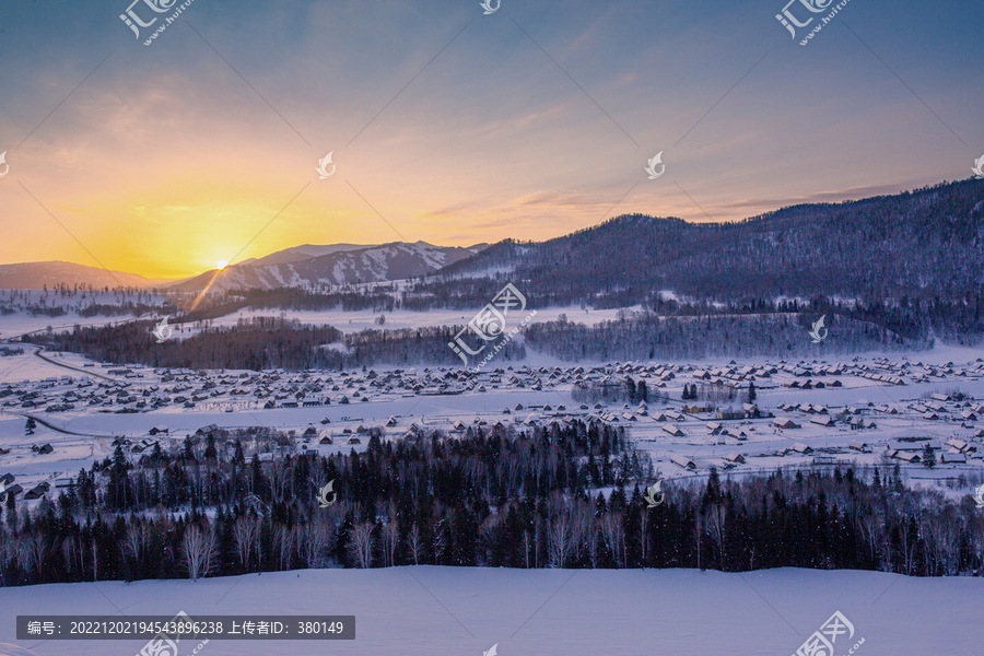 新疆禾木冬天雪景