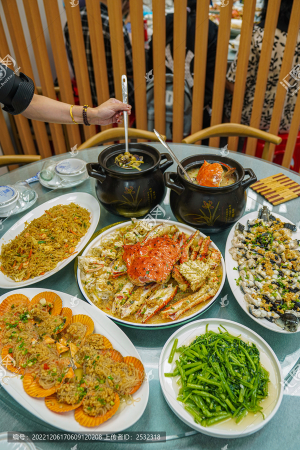 海鲜大餐海鲜全家福美食