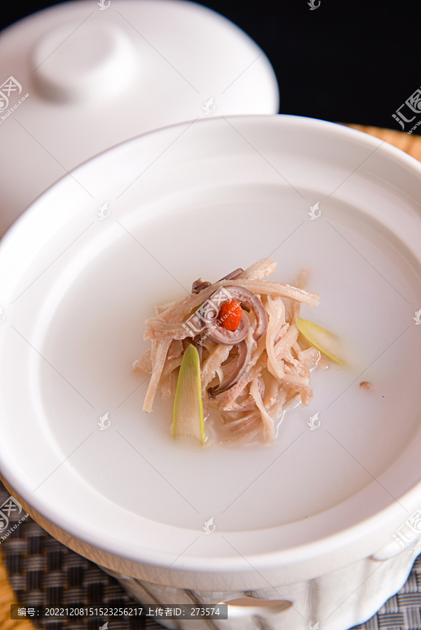 阴米猪肚汤