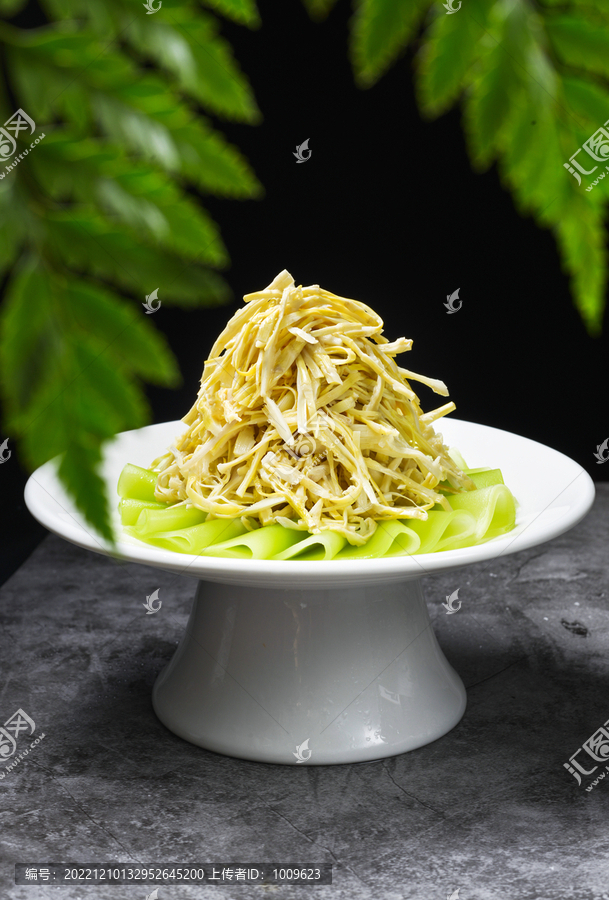 凉拌脆笋