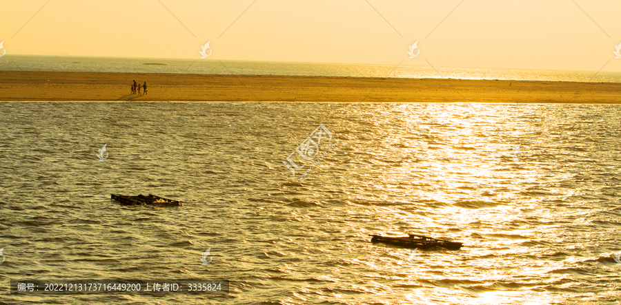 海滩落日余晖