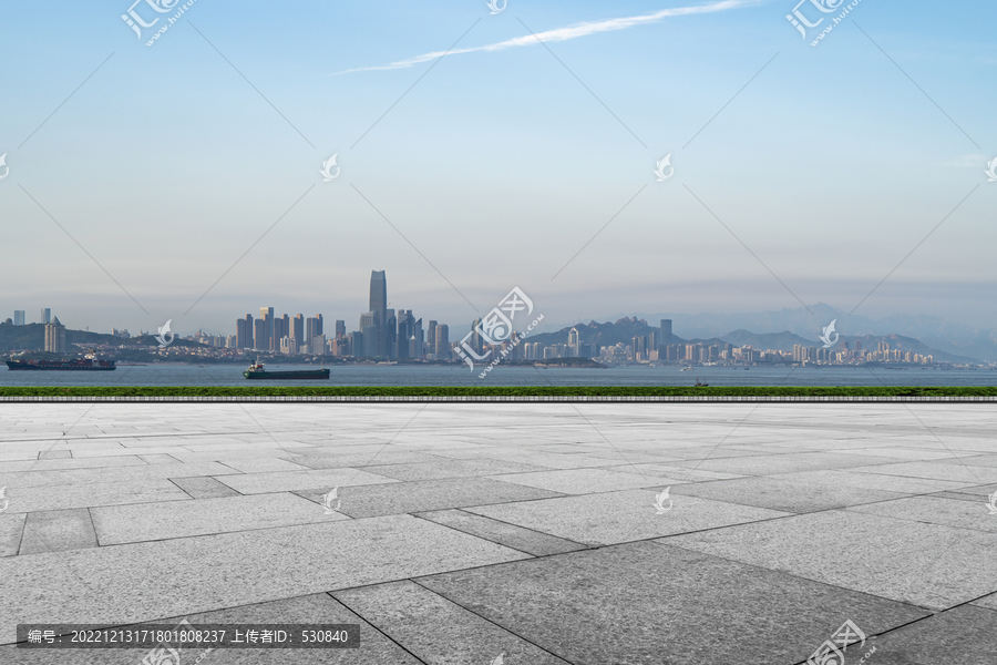 地砖地面和城市景观