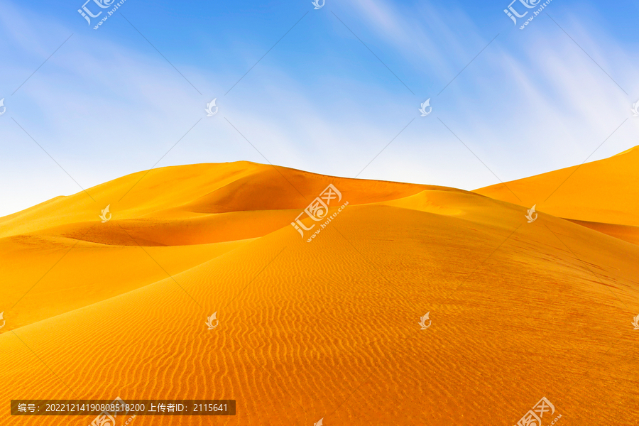 敦煌鸣沙山沙漠沙山自然风光