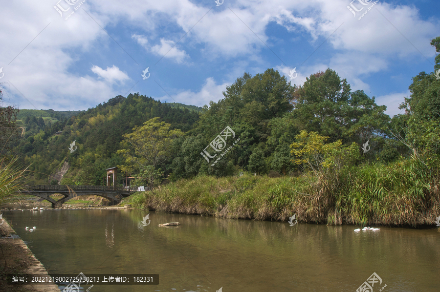 河坑乡间小溪风景