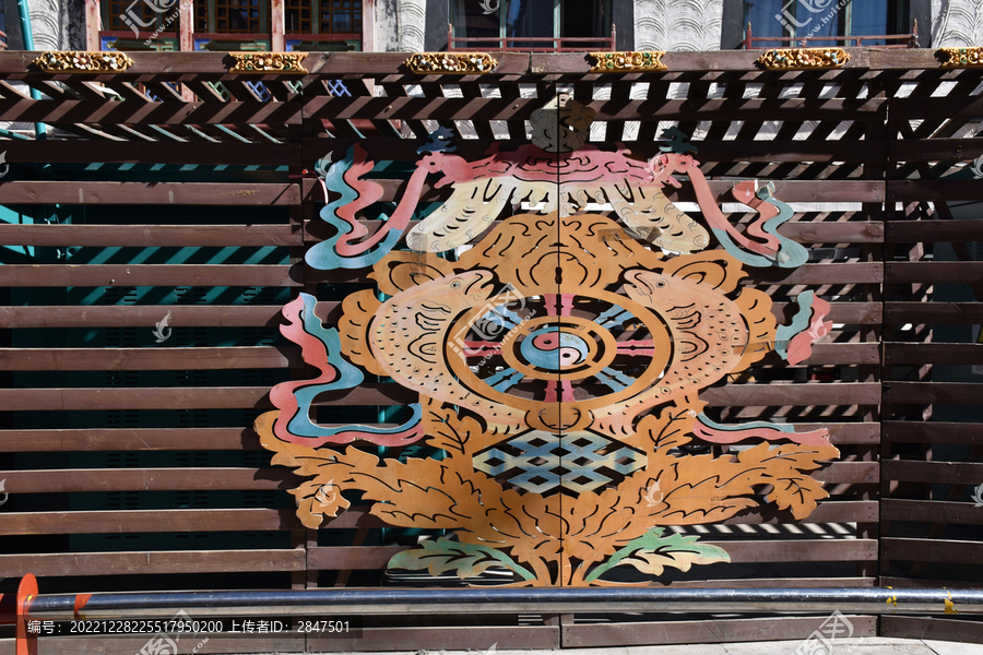 西藏建筑木图腾