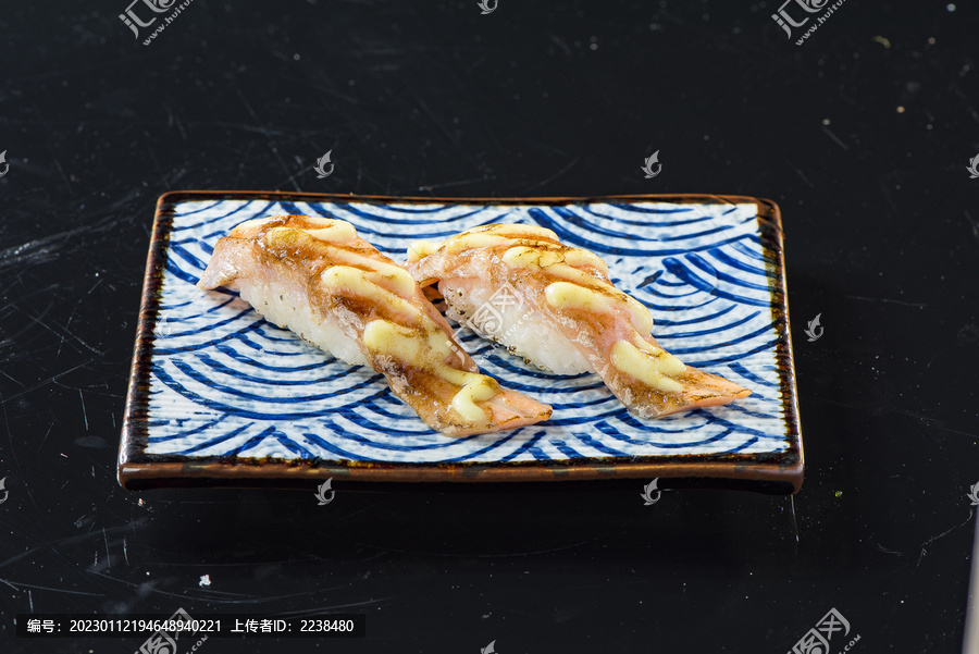 火焰三文鱼腩寿司