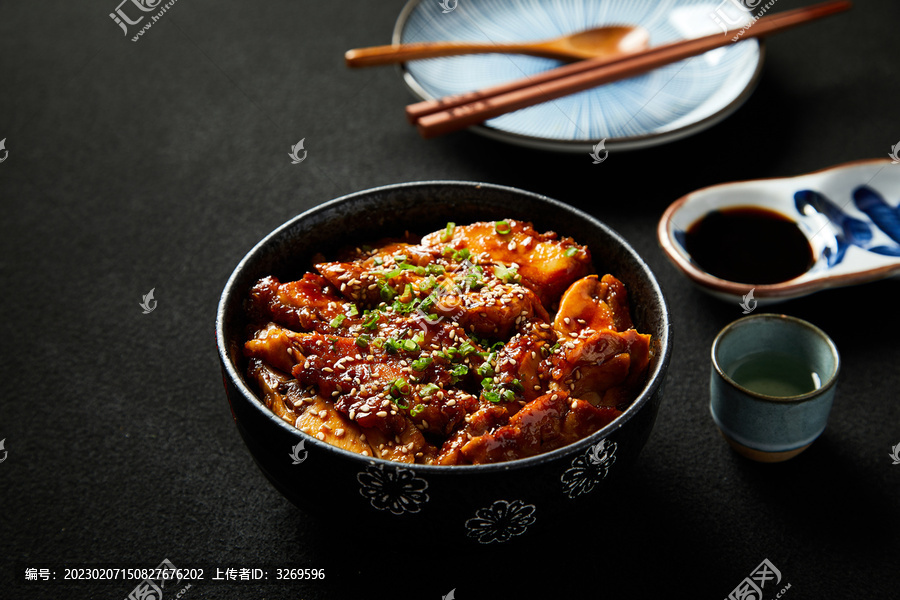 照烧鸡肉饭