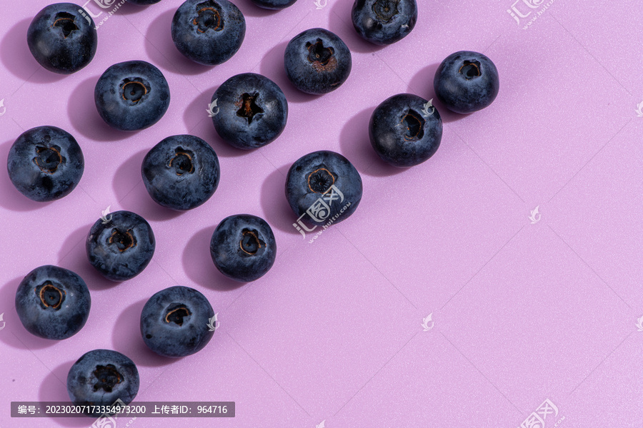 蓝莓阵列极简风实拍