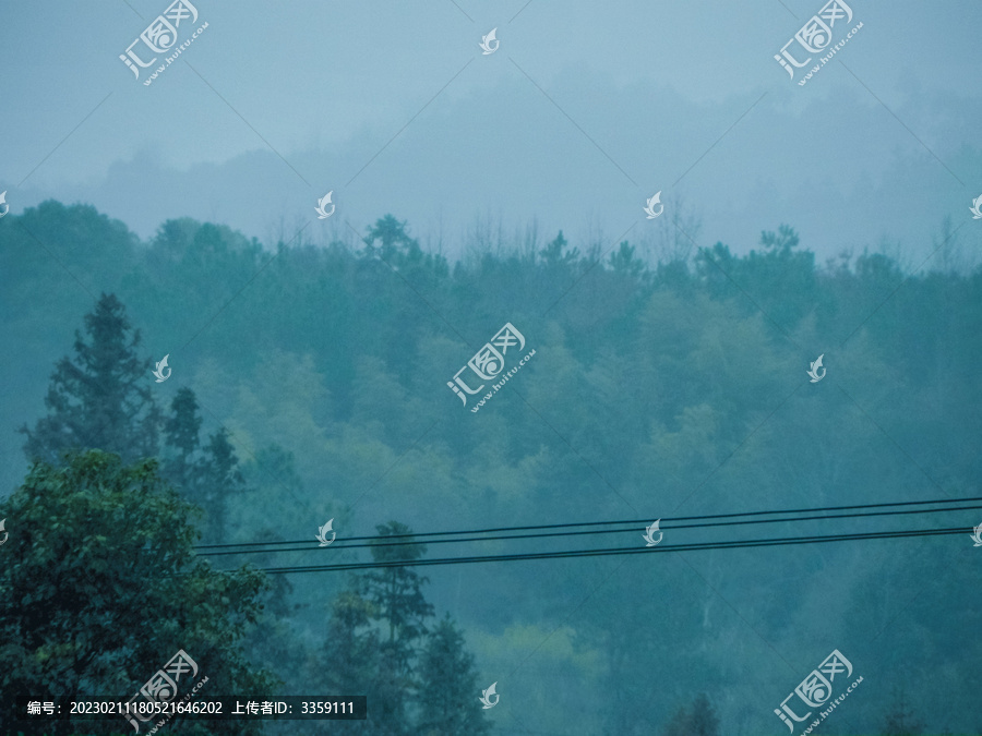 细雨迷雾