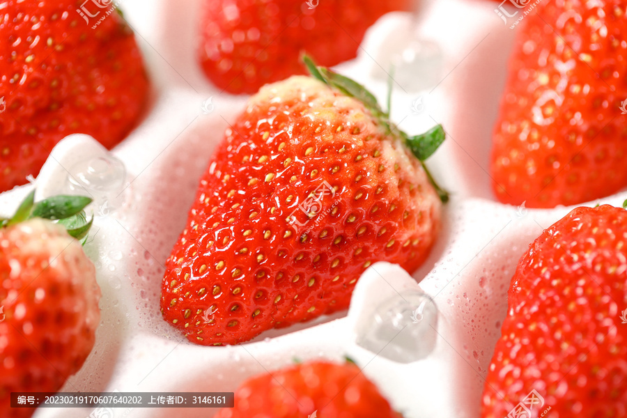 草莓高清图片