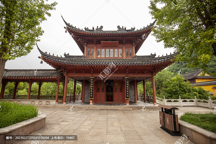 镇江焦山定慧寺鼓楼