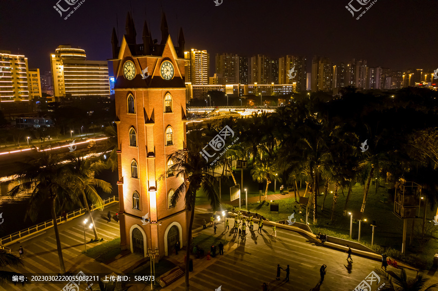 航拍海南海口钟楼夜景灯光秀