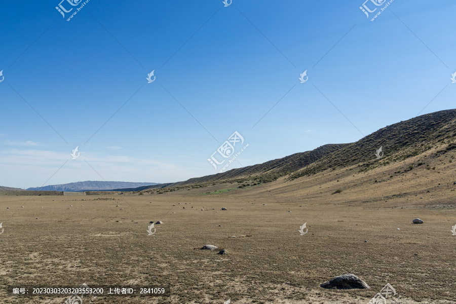 新疆克拉玛依独山子的戈壁滩