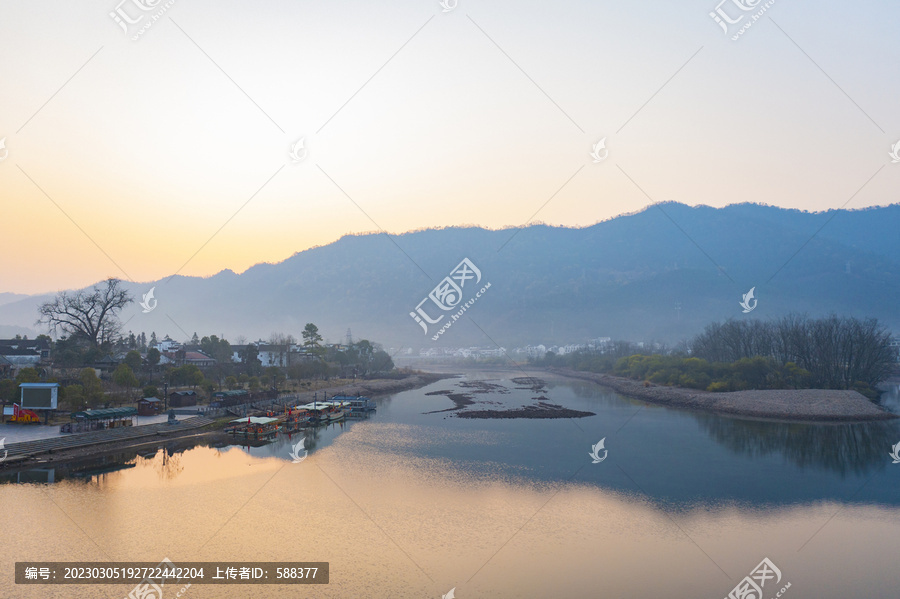 安徽宣城桃花潭景区晨曦航拍